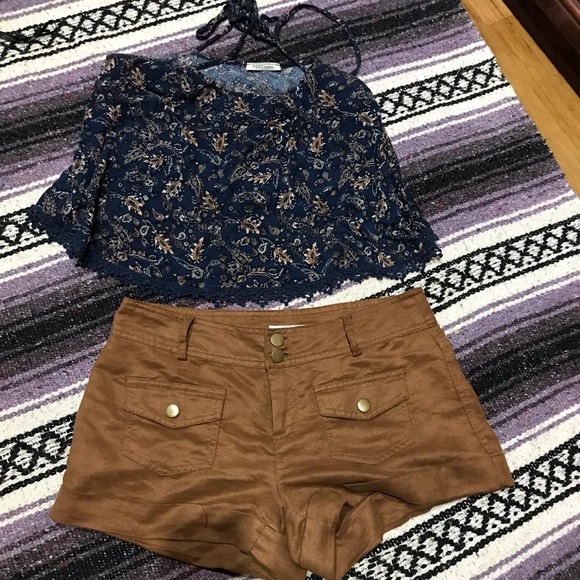 Forever 21 Shorts - Picture 2 of 4
